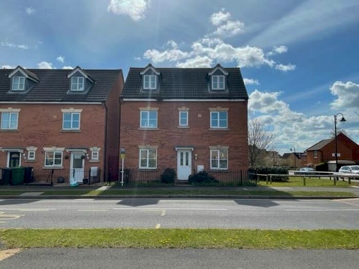 4 Bedroom Property To Rent In Hargate Way, Hampton Hargate, Peterborough, PE7