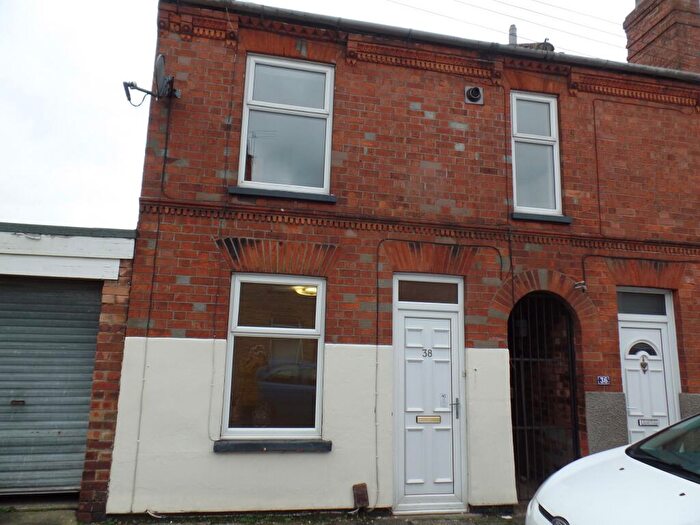 2 Bedroom End Of Terrace House To Rent In Albany Street, Lincoln, LN1
