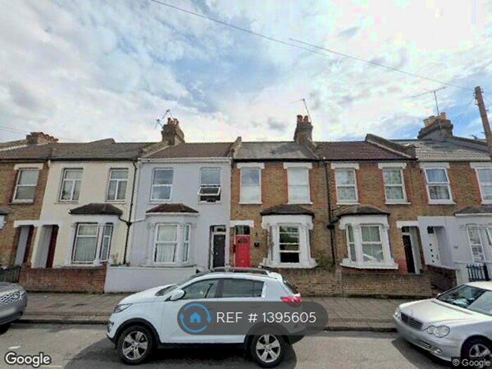 3 Bedroom Terraced House To Rent In Fountain Road, Tooting, SW17
