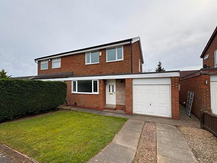 3 Bedroom Semi-Detached House To Rent In Dalmuir Close, Eaglescliffe, Stockton-On-Tees, TS16