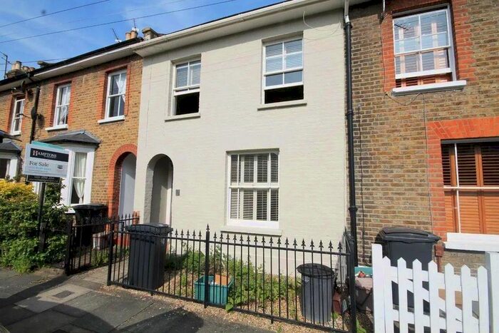 2 Bedroom Terraced House To Rent In Minniedale, Surbiton KT5