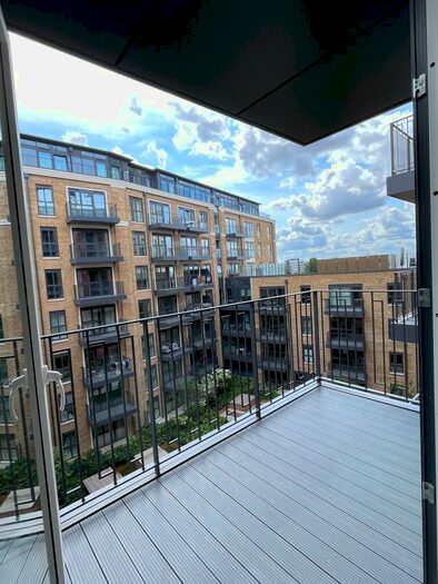 1 Bedroom Apartment To Rent In Brook Street, Kingston Upon Thames, KT1