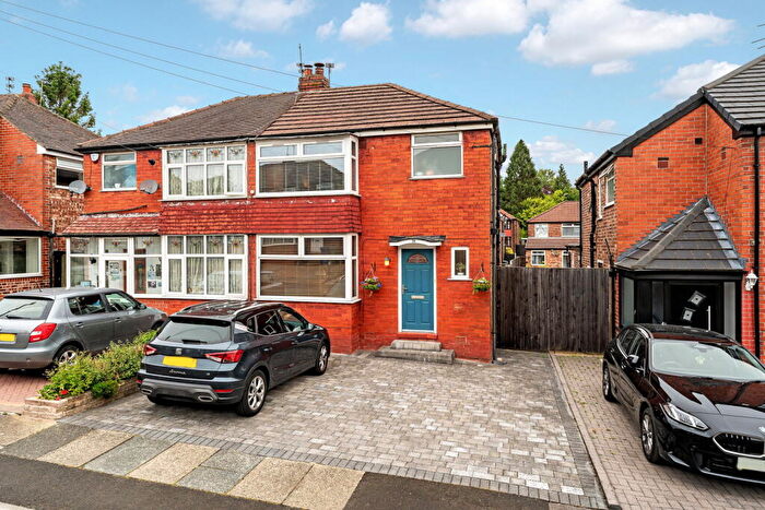 3 Bedroom Semi Detached House For Sale In Dovedale Avenue, Prestwich, Manchester, M25