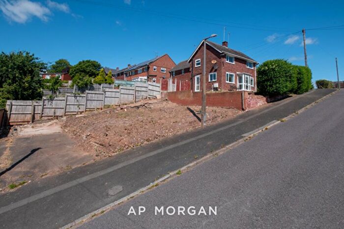 3 Bedroom Semi-Detached House For Sale In Wharrington Hill, Greenlands, Redditch, Worcestershire, B98