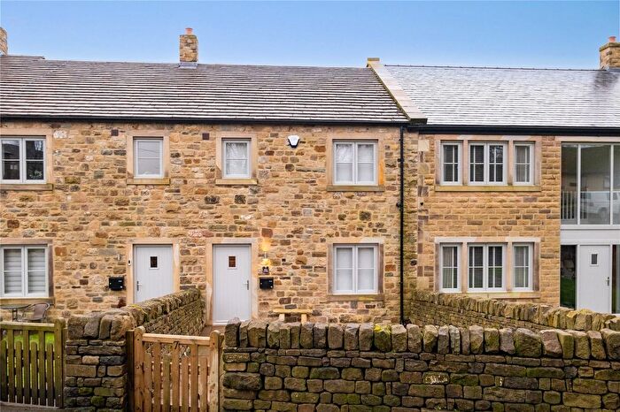 3 Bedroom Terraced House For Sale In Ben Lane, Barnoldswick, Lancashire, BB18