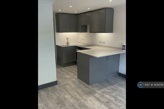 2 Bedroom Flat To Rent In Apperley Drive, Quedgeley, Gloucester, GL2