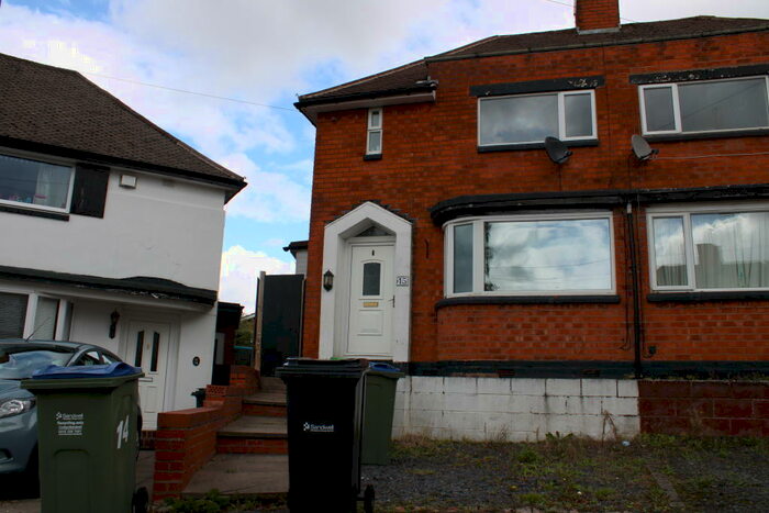 3 Bedroom House To Rent In Shrublands Avenue, Oldbury, B68