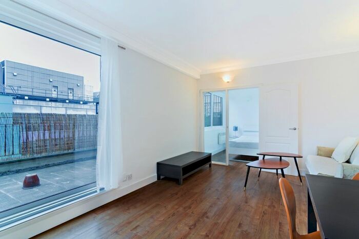 1 Bedroom Flat To Rent In Fitzroy Street, London, Greater London, W1T