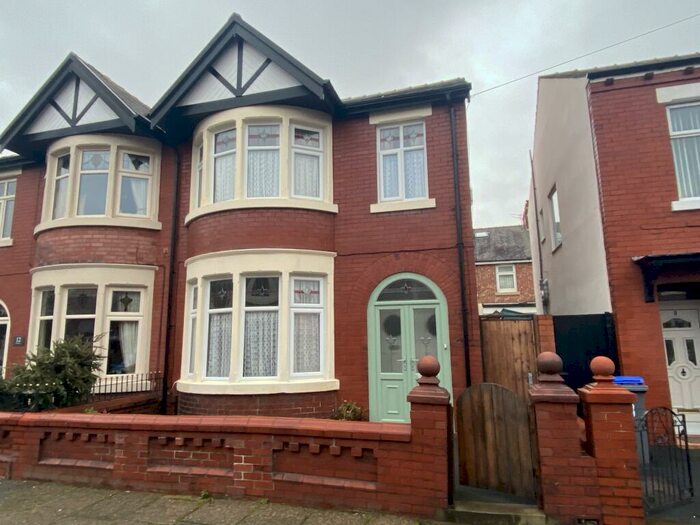 3 Bedroom Semi Detached House To Rent In Queensway, Blackpool, FY4