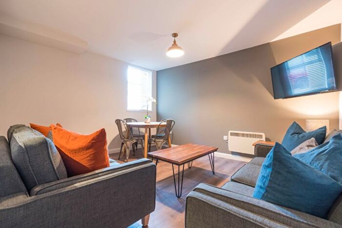 3 Bedroom Flat To Rent In Osborne Road, Newcastle, NE2