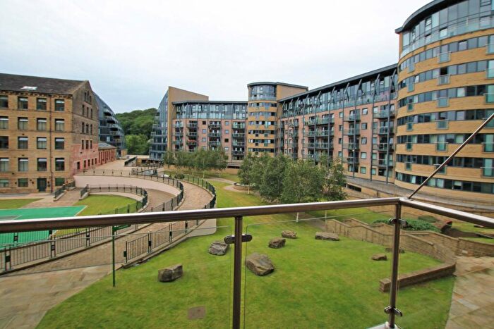 2 Bedroom Flat To Rent In Victoria Mills, Salts Mill Road, Shipley, Bradford, BD17