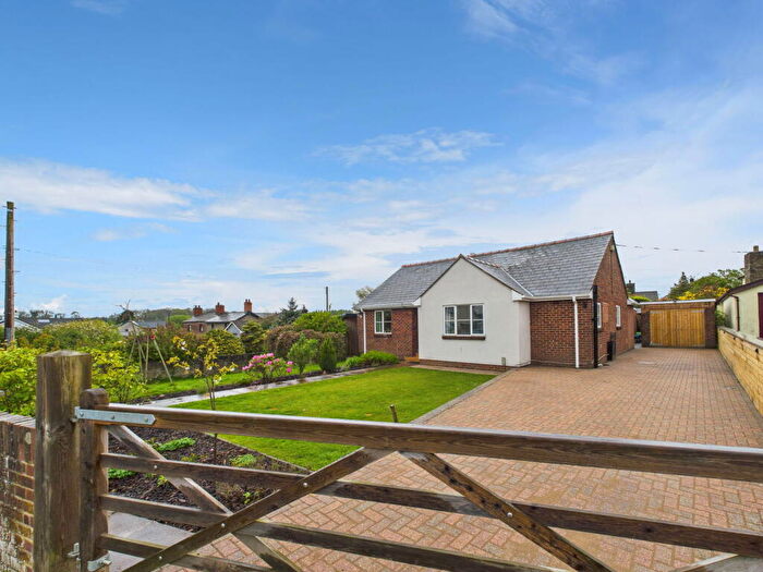 3 Bedroom Detached Bungalow For Sale In New Road, Bream, Lydney, GL15