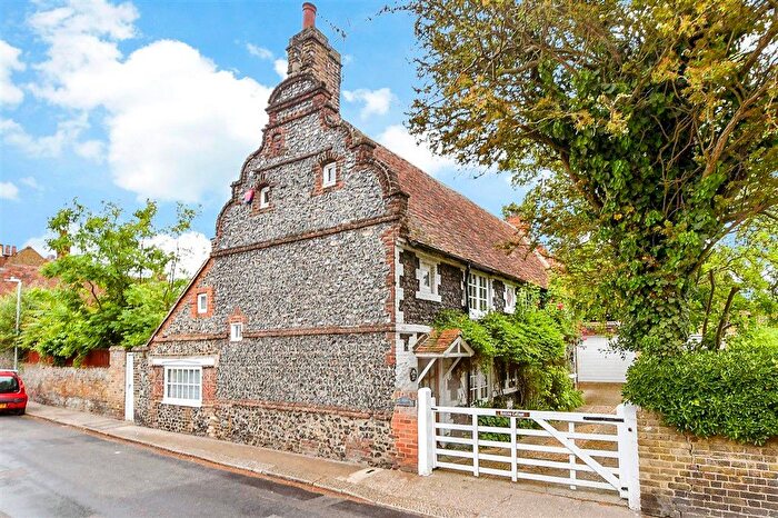 4 Bedroom Detached House For Sale In Reading Street, Broadstairs, Kent, CT10