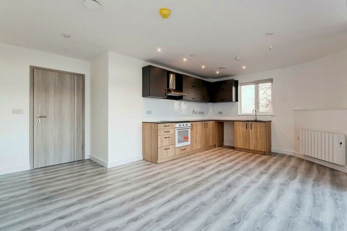 2 Bedroom Penthouse For Sale In Woodborough Road, Nottingham, NG3