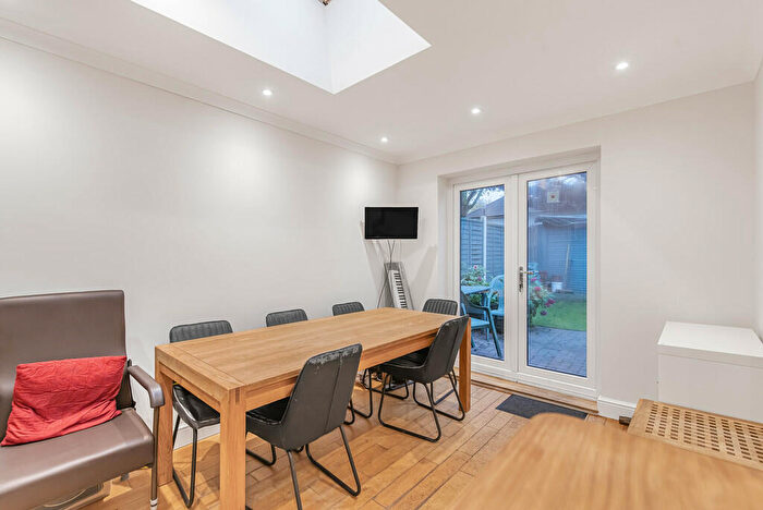 3 Bedroom Terraced House For Sale In Kingsholm Gardens, Eltham, SE9