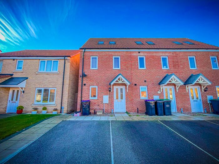 3 Bedroom End Of Terrace House To Rent In Ferrous Way, North Hykeham, Lincoln LN6