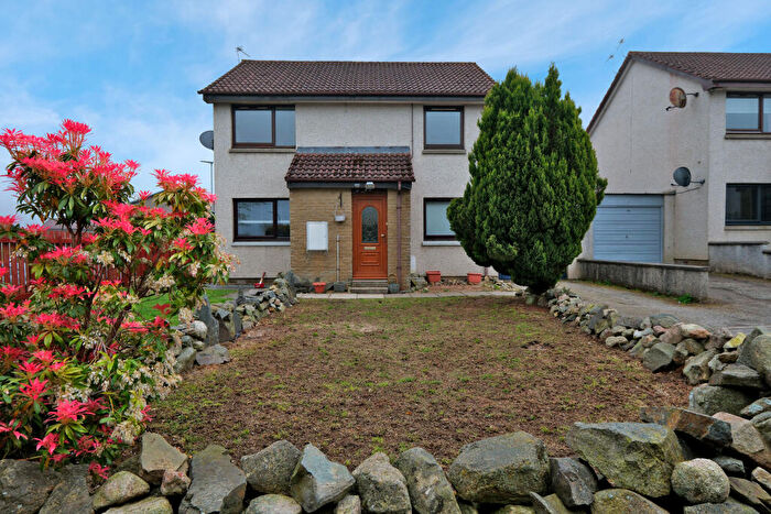 2 Bedroom Flat To Rent In Gordon Place, Inverurie, AB51