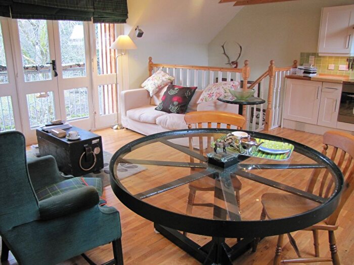 1 Bedroom Flat To Rent In Trochry, Dunkeld, PH8