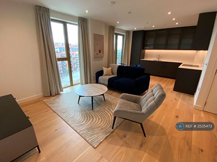 1 Bedroom Flat To Rent In East Apartments, London, N17