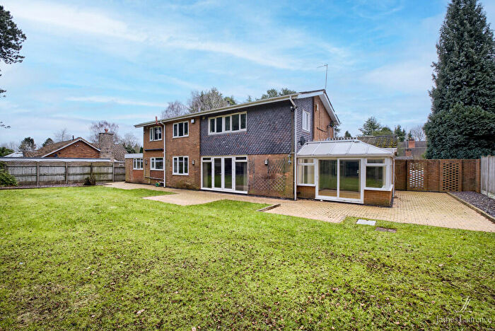 4 Bedroom Detached House To Rent In Birch Hollow, Edgbaston, Birmingham, B15