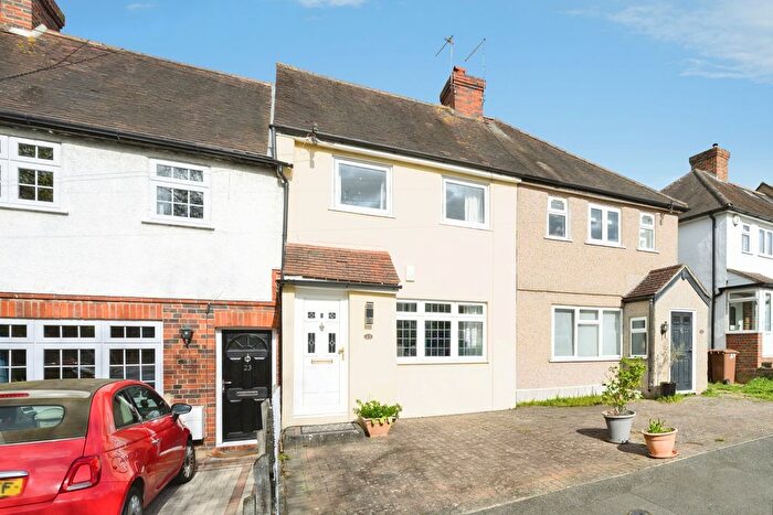 2 Bedroom Terraced House For Sale In Alberta Avenue, Cheam, Sutton, SM1