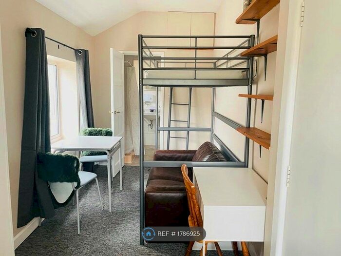 Studio To Rent In North Street, Bristol, BS3