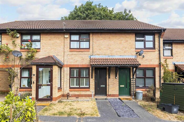 2 Bedroom Terraced House To Rent In Trafalgar Place, Hermon Hill, London, E11