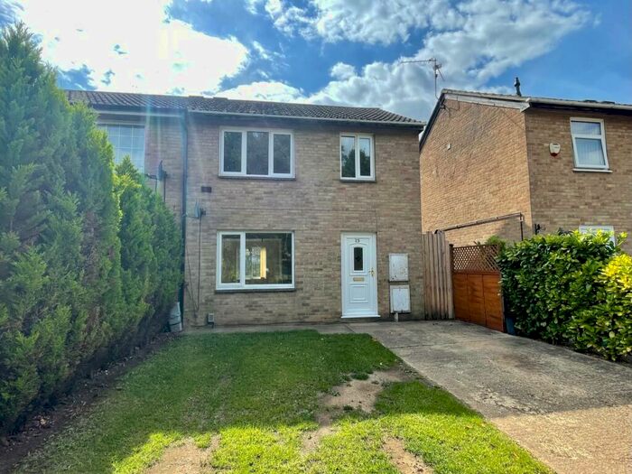 3 Bedroom House To Rent In Kirkstall, Orton Goldhay, Peterborough, PE2