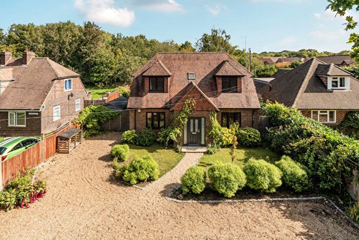 4 Bedroom Detached House For Sale In Loxwood Road, Alfold, GU6
