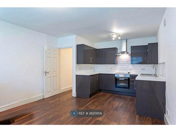 1 Bedroom Flat To Rent In Egmont Road, Sutton, SM2