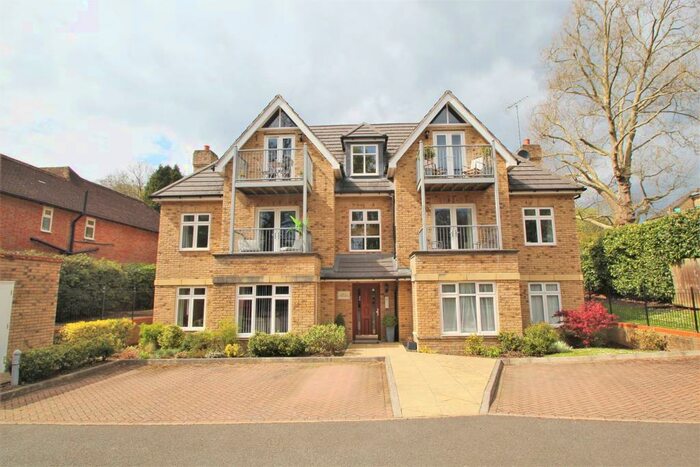 1 Bedroom Apartment To Rent In Amersham Road, Hazlemere., HP15