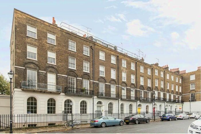 1 Bedroom Flat To Rent In Myddleton Square, Angel, EC1R