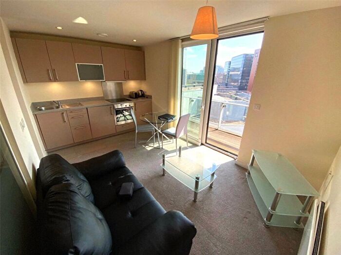 Apartment To Rent In Spectrum Block, Manchester City Centre, Blackfriars Road, Salford, M3