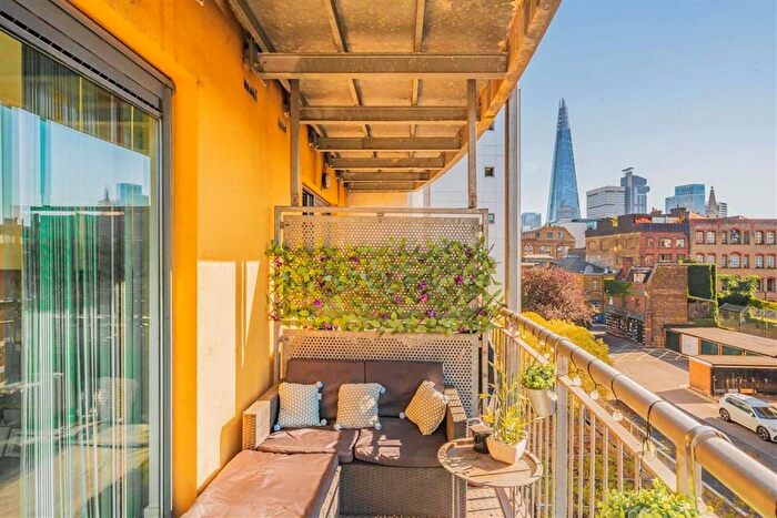 1 Bedroom Flat For Sale In Lant Street, London Bridge, SE1
