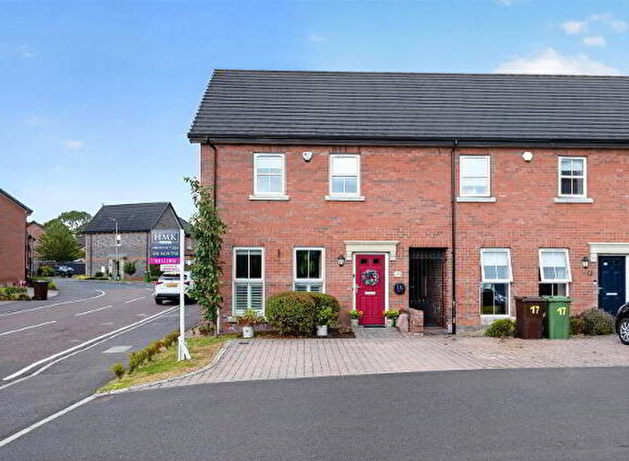 3 Bedroom House For Sale In Meadow Crescent, Lisburn, BT28