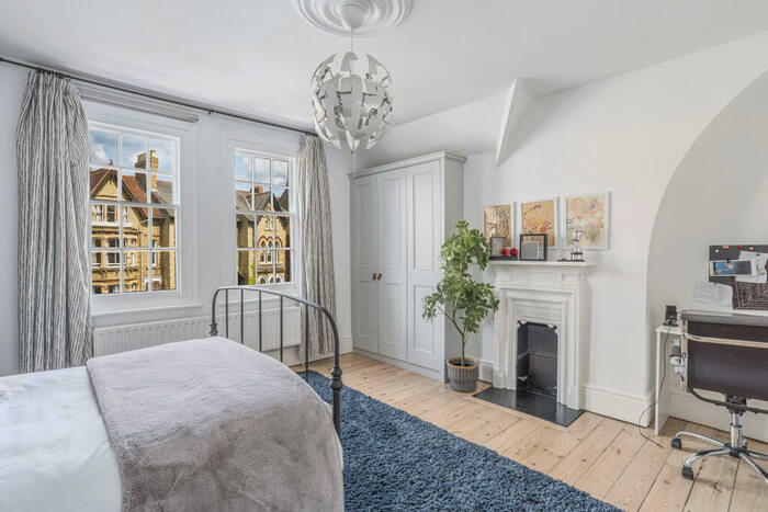 5 Bedroom Semi-Detached House To Rent In Iffley Road, Oxford, OX4