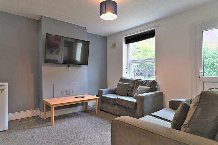 4 Bedroom Terraced House To Rent In St. Mary Magdalene Street, Brighton, BN2