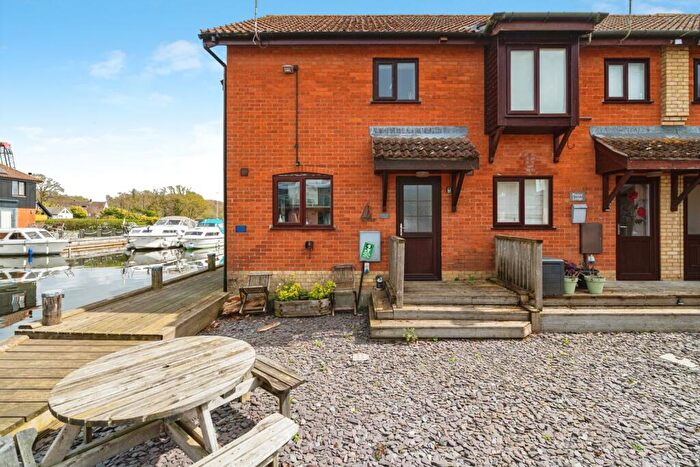 2 Bedroom Town House For Sale In Ferry Road, Horning, Norwich, Norfolk, NR12