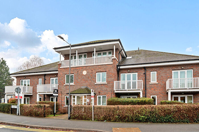 1 Bedroom Apartment For Sale In Wrights Meadow Road, High Wycombe, HP11