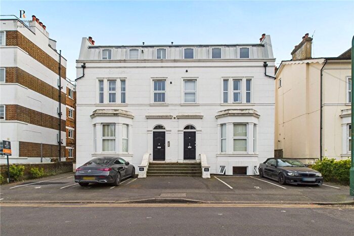 1 Bedroom Flat For Sale In Belmont Road, Wallington, SM6