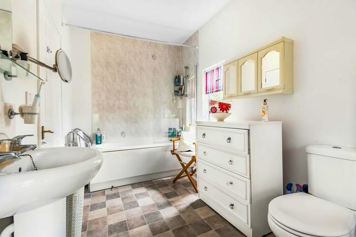 2 Bedroom Cottage To Rent In Cassington, Oxfordshire, OX29