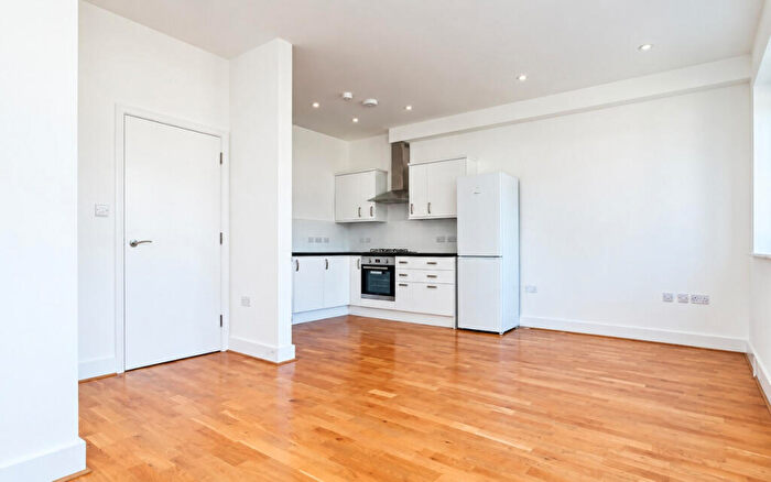 1 Bedroom Maisonette To Rent In Annette Road, London, N7