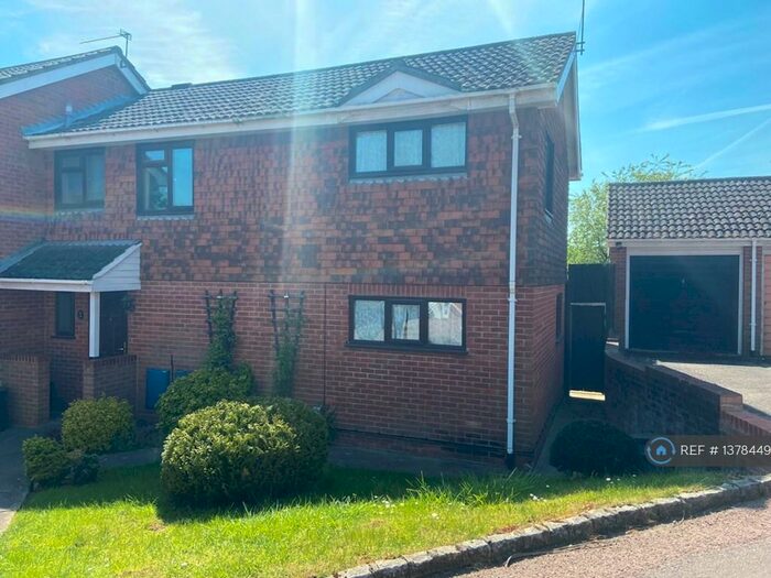 3 Bedroom End Of Terrace House To Rent In Felthorpe Close, Lower Earley, Reading, RG6