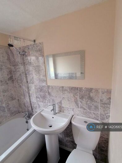 1 Bedroom Flat To Rent In Shergar Close, Gloucester, GL4