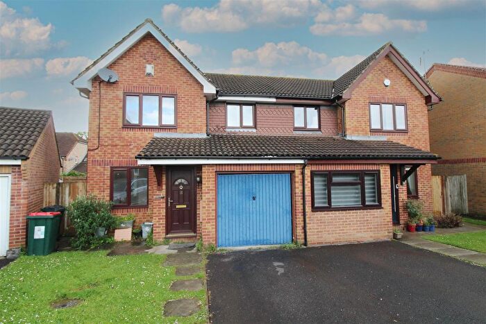 3 Bedroom Semi-detached House To Rent In Wandle Close, Maidenbower, Crawley, West Sussex., RH10
