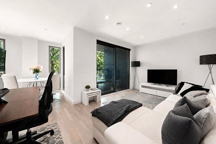 1 Bedroom Apartment For Sale In Calders Wharf, A Saunders Ness Road, London, E14