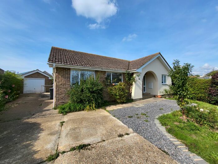 3 Bedroom Bungalow To Rent In Braxton Meadow, Norton, Yarmouth, PO41