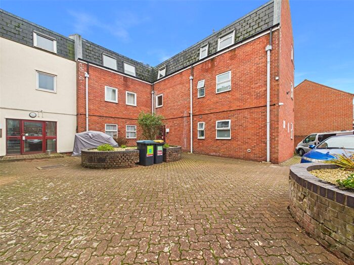 1 Bedroom Flat For Sale In Parliament Street, Gloucester, Gloucestershire, GL1