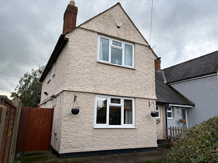 3 Bedroom Semi Detached House For Sale In Coventry Road, Broughton Astley, Leicester, LE9