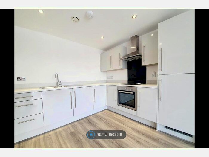 1 Bedroom Flat To Rent In Sycamore Court, Luton, LU2